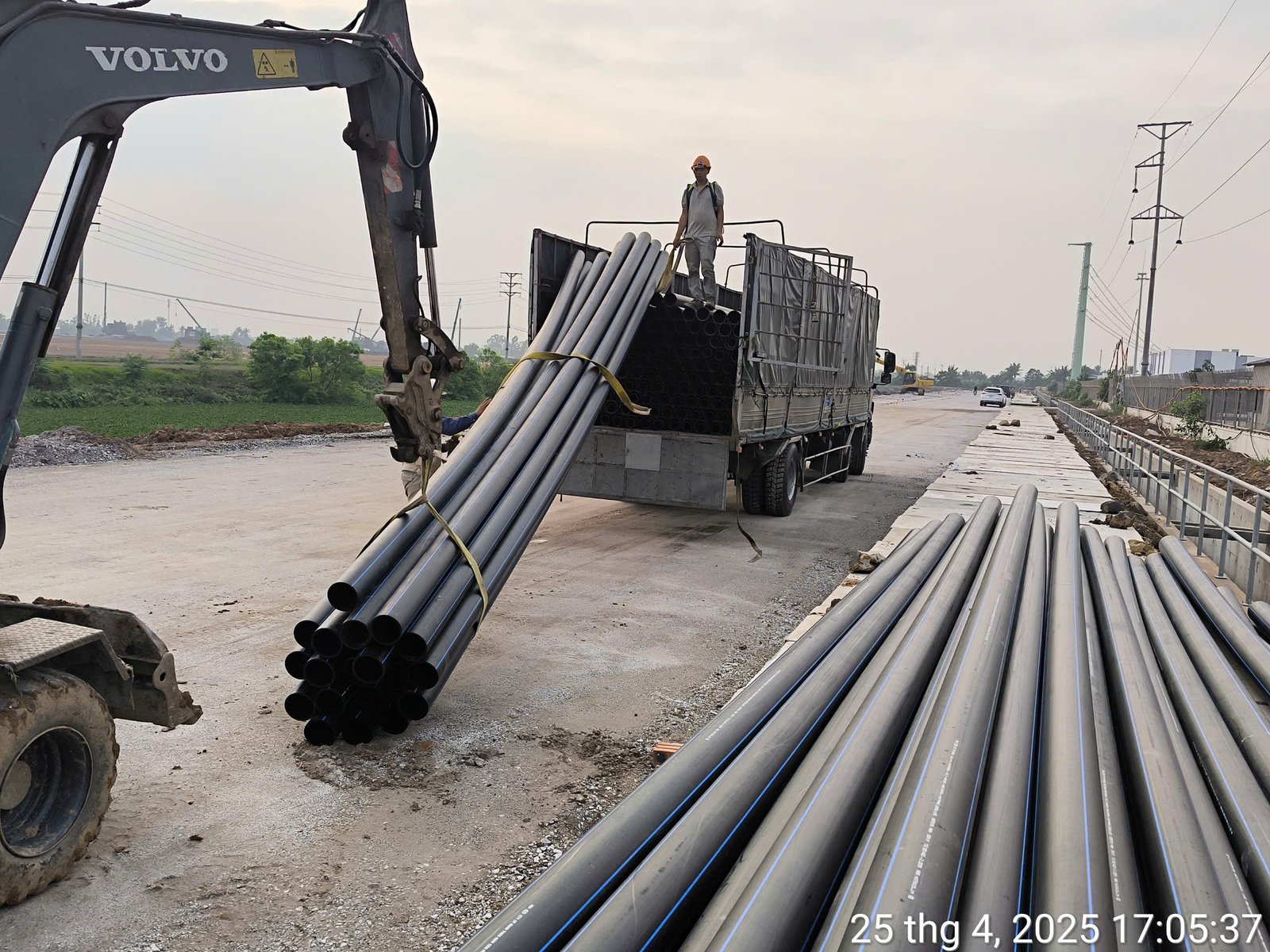 z7307556489653 1373d63ab1fda21c065b9c3ac79a3015